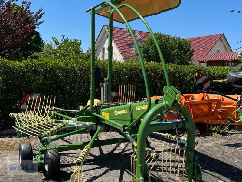 Schwader типа Krone Swadro S460, Neumaschine в Scheyern-Euernbach (Фотография 1)