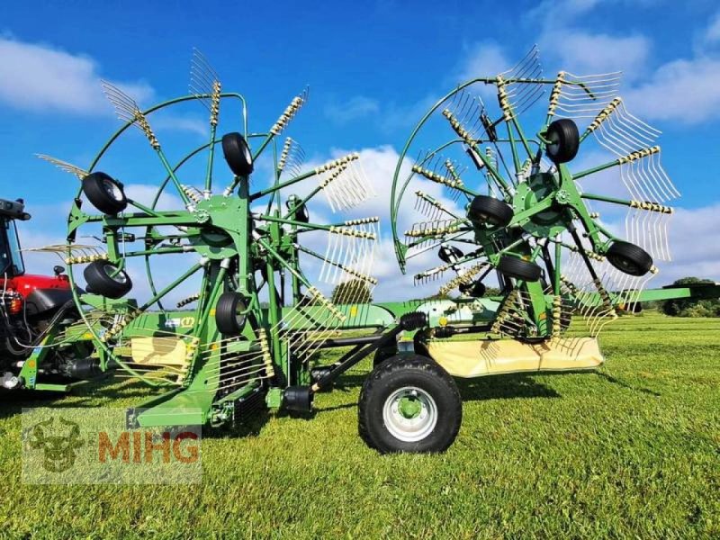 Schwader des Typs Krone SWADRO TC 1250, Neumaschine in Dummerstorf OT Petschow (Bild 1)