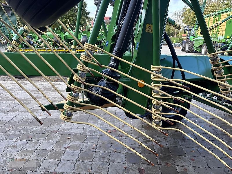 Schwader des Typs Krone Swadro TC 1250, Vorführmaschine in Geestland (Bild 14)