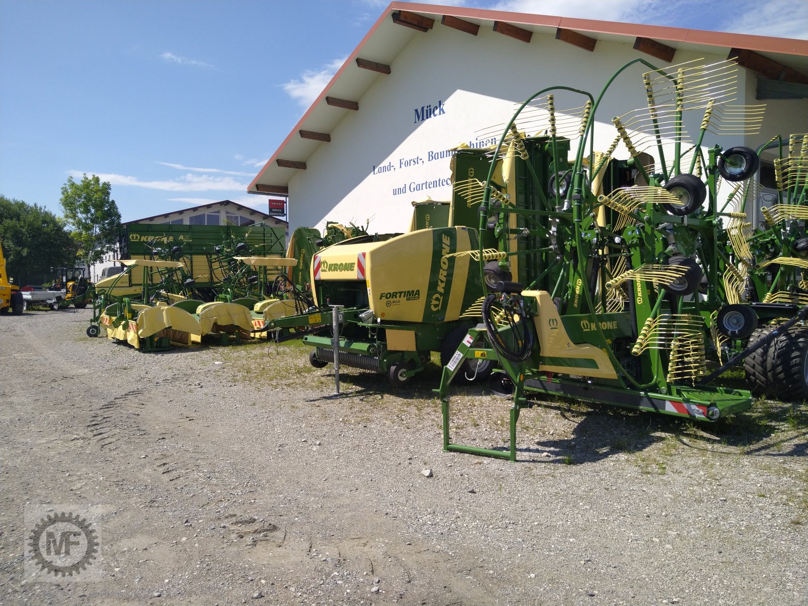 Schwader of the type Krone Swadro TC 1370, Neumaschine in Huglfing (Picture 4)