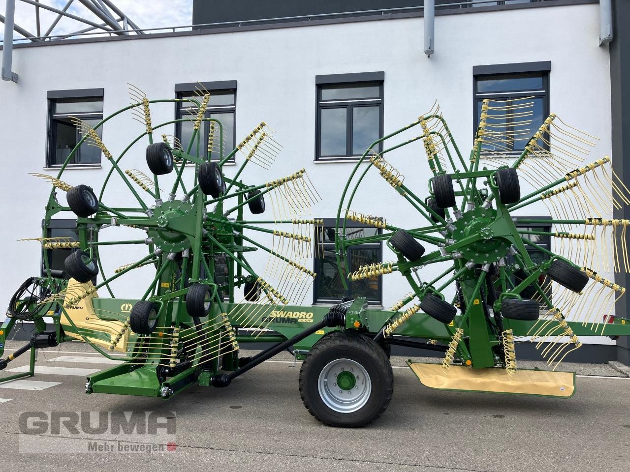 Schwader des Typs Krone SWADRO TC 1370, Gebrauchtmaschine in Friedberg-Derching (Bild 7)