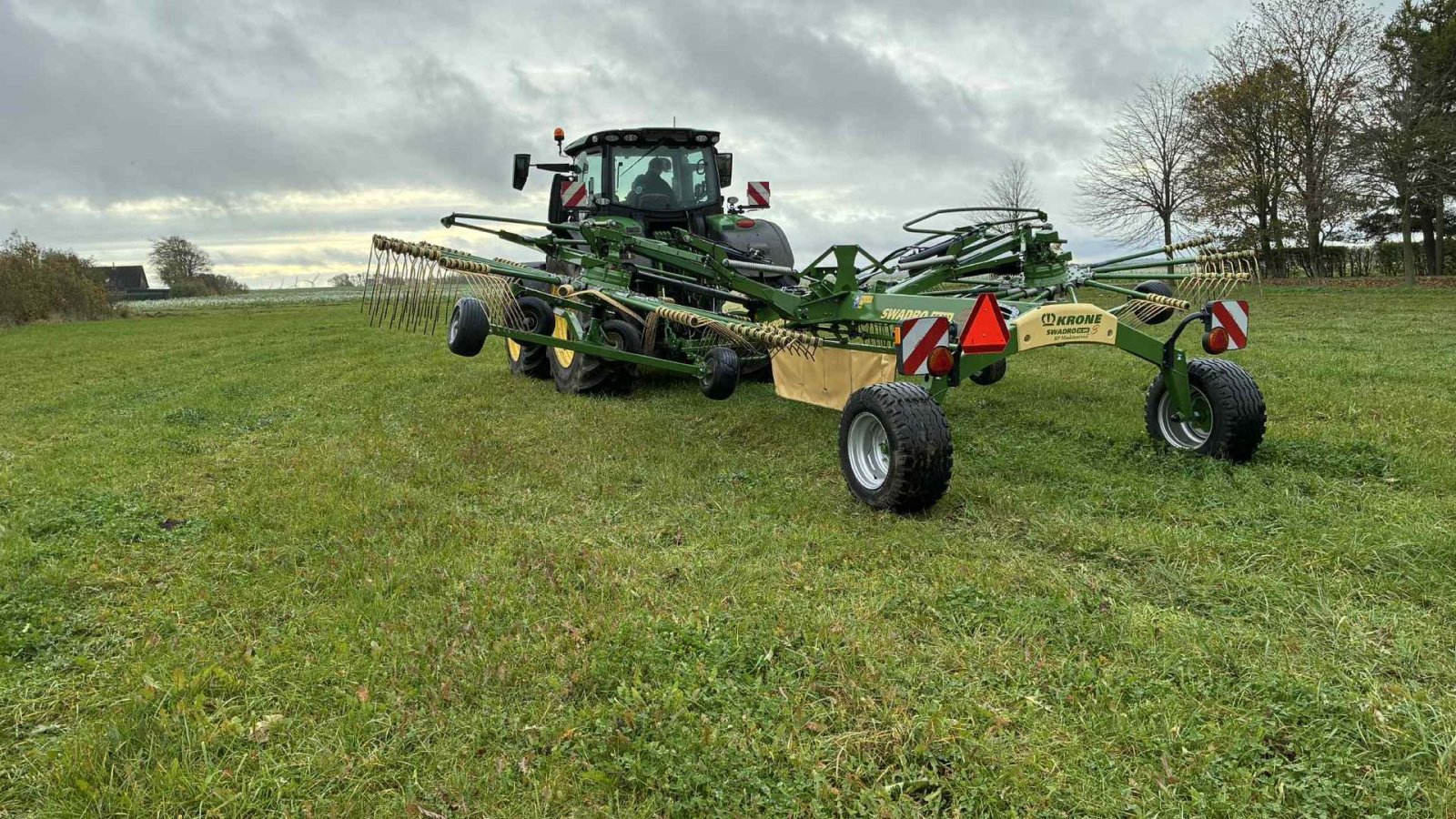 Schwader of the type Krone Swadro TC 880  PLUS, Gebrauchtmaschine in Løgstør (Picture 2)
