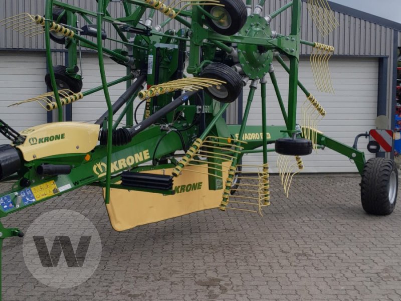 Schwader tip Krone Swadro TC 880, Neumaschine in Börm