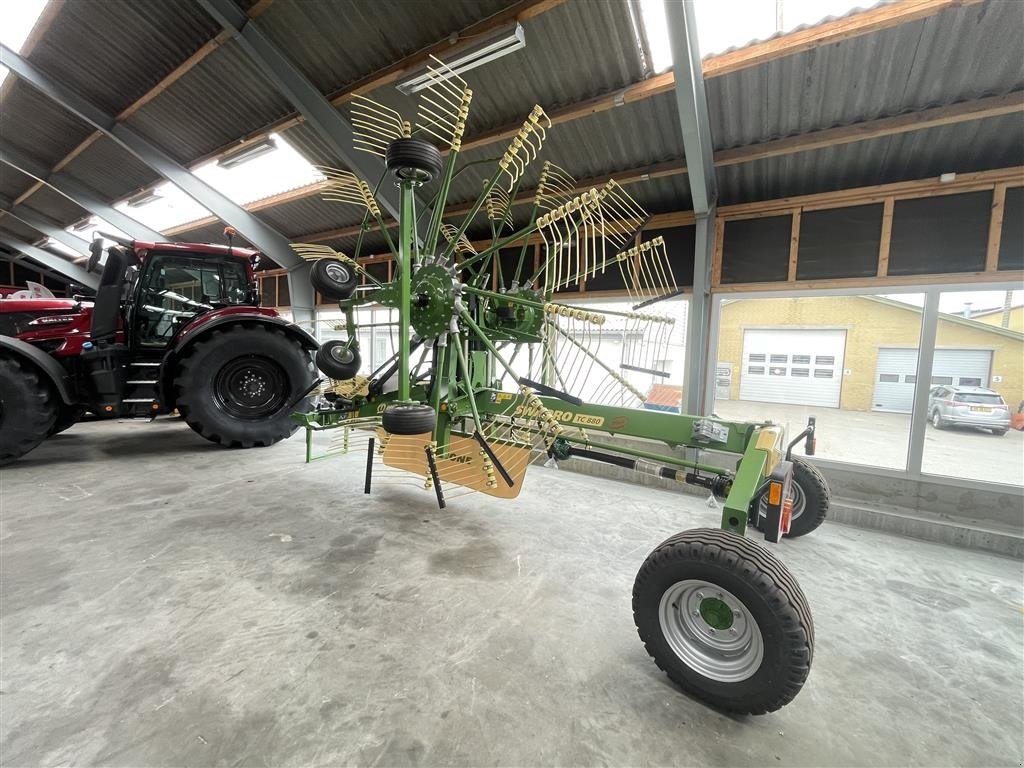 Schwader typu Krone SWADRO TC880 rive Plus, Gebrauchtmaschine v Nimtofte (Obrázek 4)