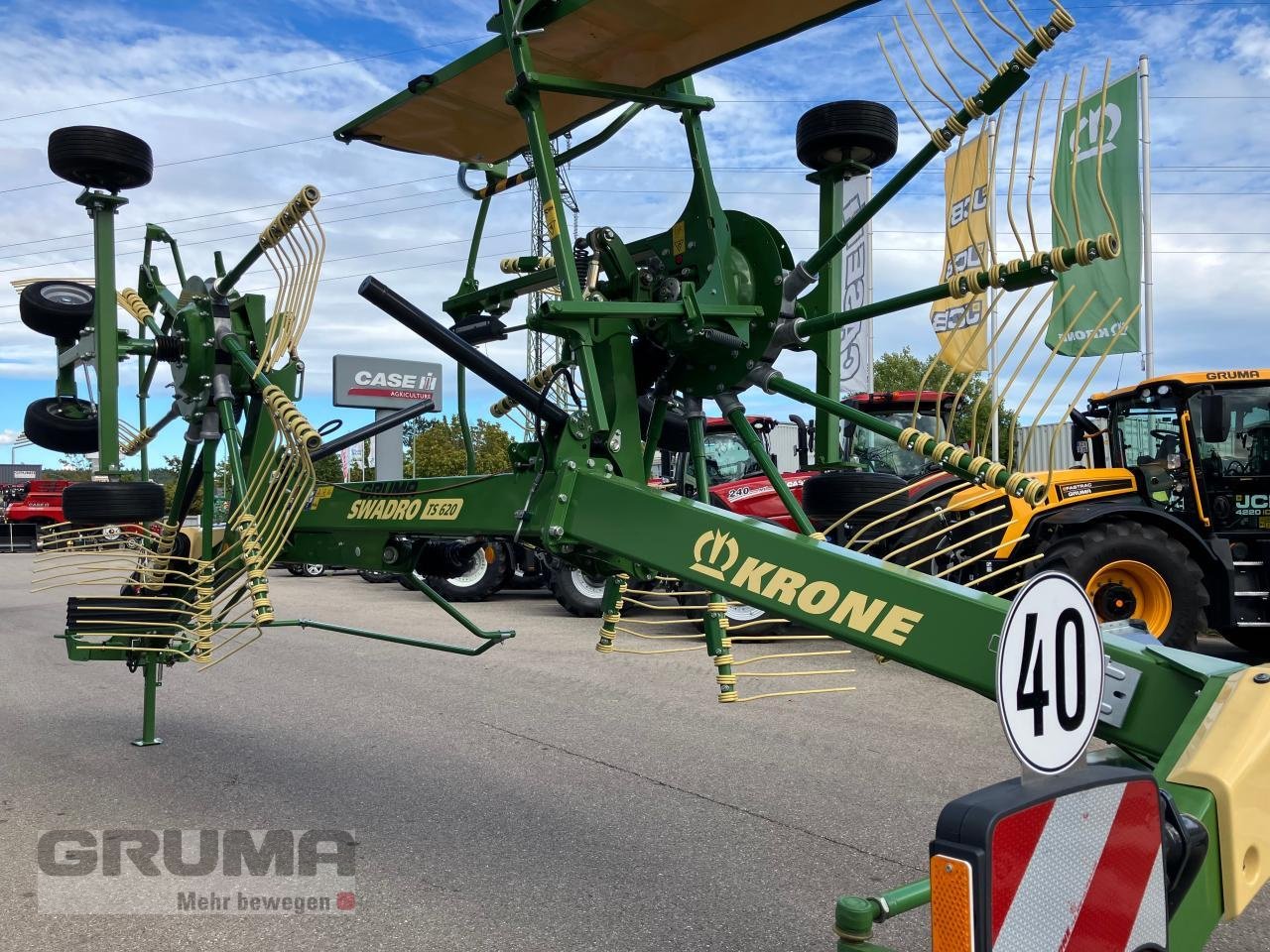 Schwader des Typs Krone SWADRO TS 620, Neumaschine in Friedberg-Derching (Bild 20)