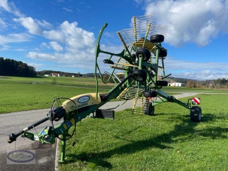 Schwader des Typs Krone Swadro TS 620, Vorführmaschine in Münzkirchen (Bild 1)