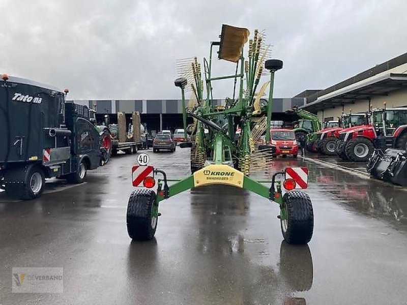 Schwader des Typs Krone Swadro TS 680 Twin, Vorführmaschine in Colmar-Berg (Bild 3)