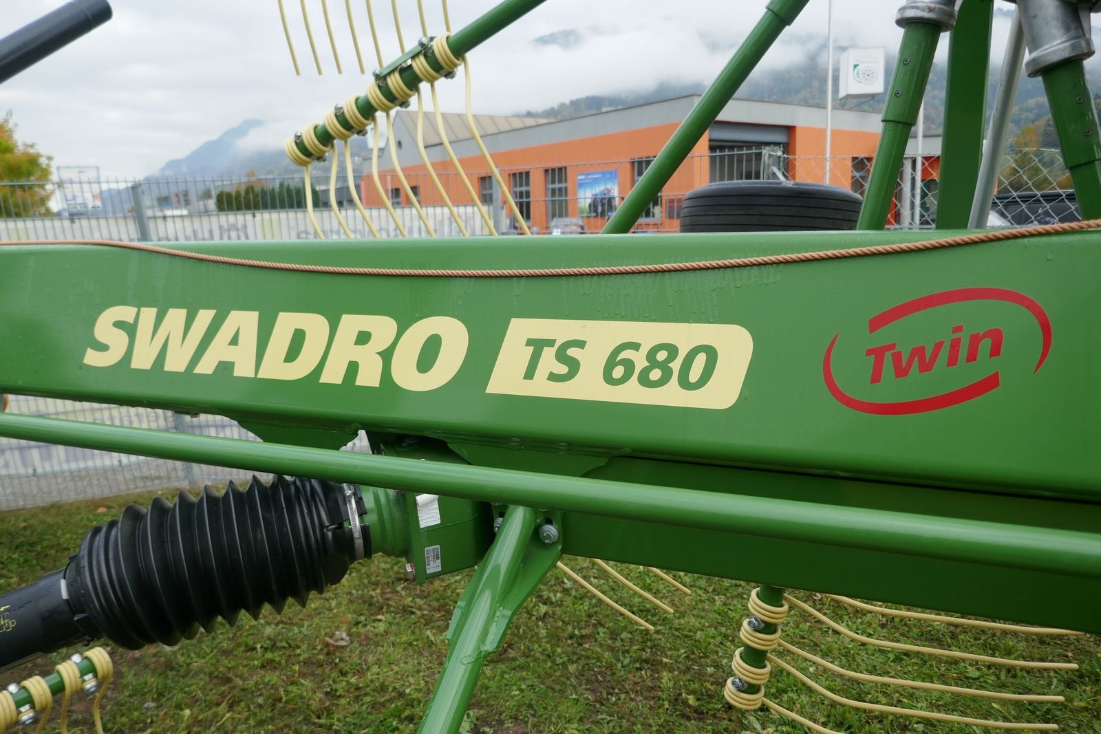 Schwader of the type Krone Swadro TS 680 Twin, Gebrauchtmaschine in Villach (Picture 2)
