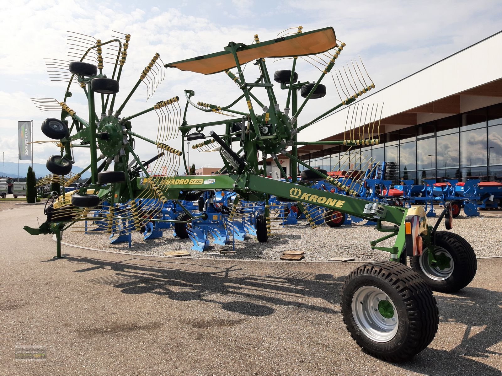 Schwader Türe ait Krone Swadro TS 680, Neumaschine içinde Aurolzmünster (resim 4)