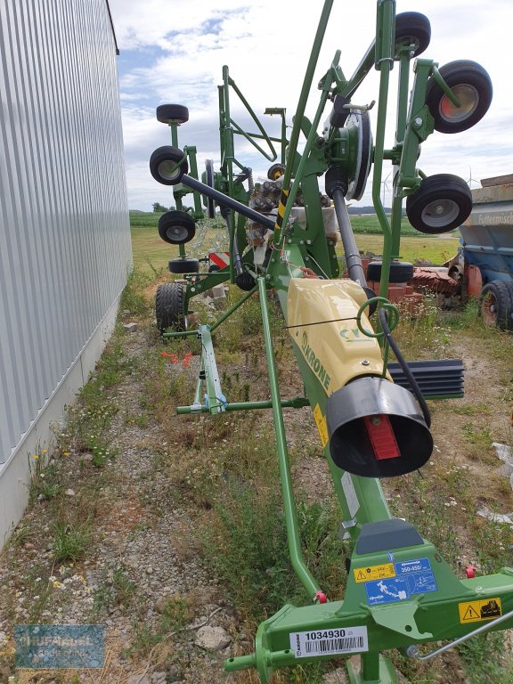 Schwader του τύπου Krone Swadro TS 680, Neumaschine σε Neuhof-Zenn (Φωτογραφία 1)