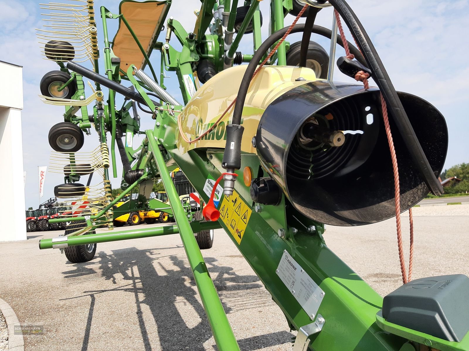 Schwader Türe ait Krone Swadro TS 680, Neumaschine içinde Gampern (resim 9)