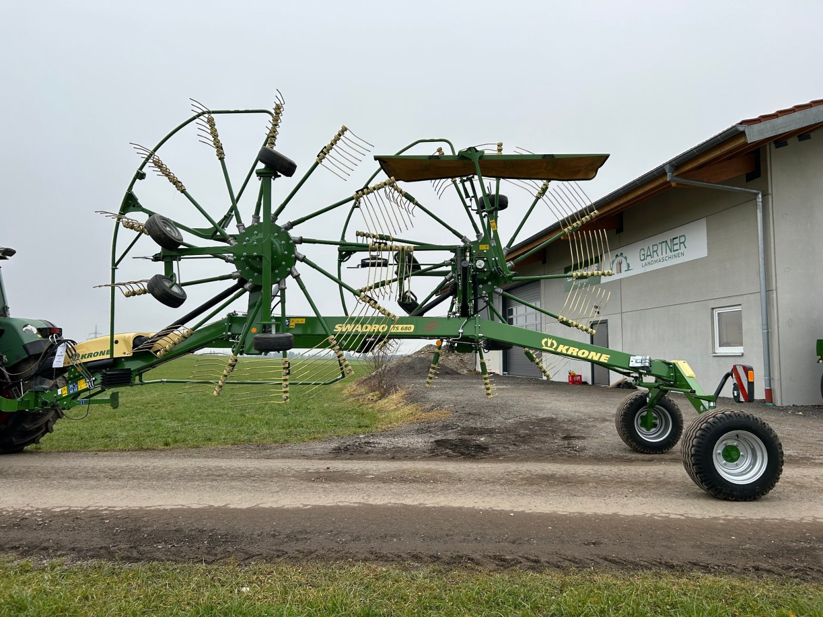 Schwader του τύπου Krone Swadro TS 680, Neumaschine σε Griesstätt (Φωτογραφία 1)