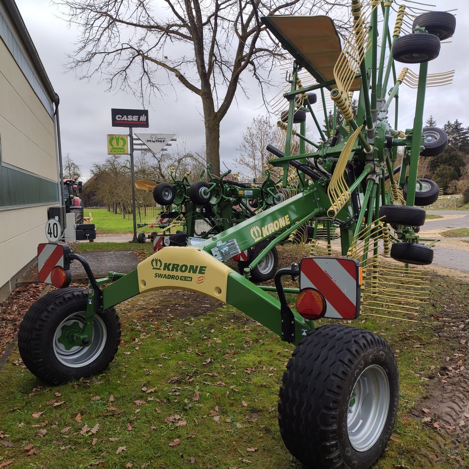 Schwader typu Krone Swadro TS 740 TWIN, Neumaschine w Altbierlingen (Zdjęcie 5)