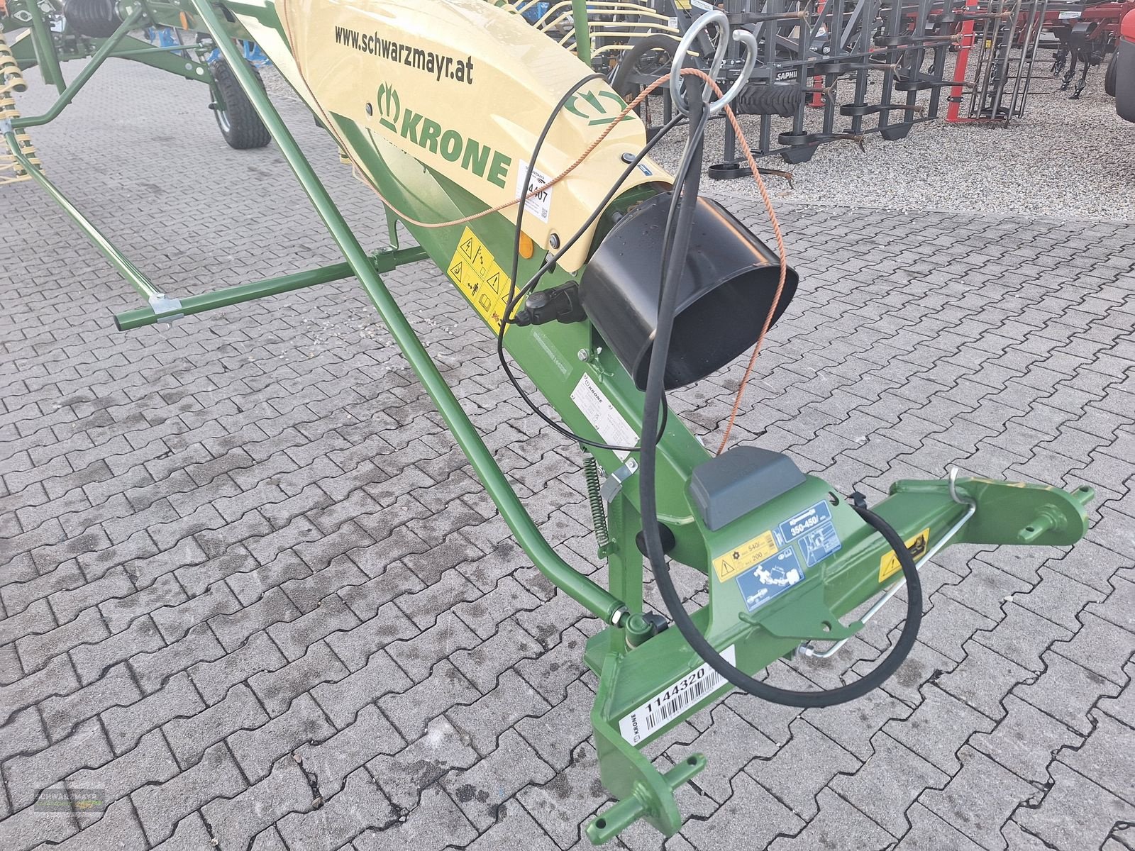 Schwader tipa Krone Swadro TS 740, Neumaschine u Aurolzmünster (Slika 8)