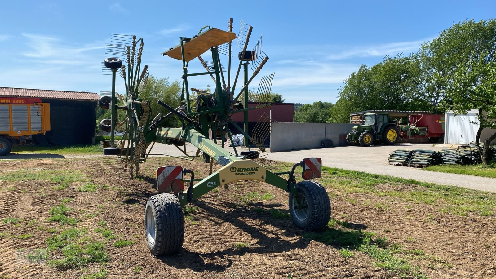 Schwader of the type Krone Swadro TS 740, Gebrauchtmaschine in Thalmässing (Picture 1)