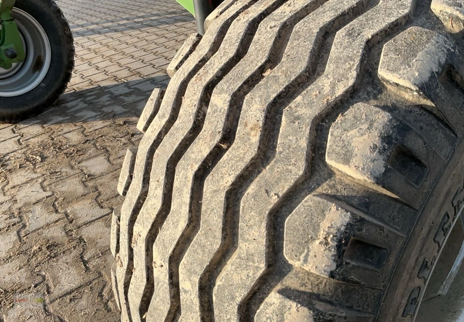 Schwader des Typs Krone Swadro TS 740, Gebrauchtmaschine in Neuenstein (Bild 8)