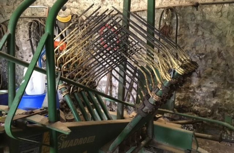 Schwader tipa Krone SWADRO335, Gebrauchtmaschine u les hayons (Slika 2)
