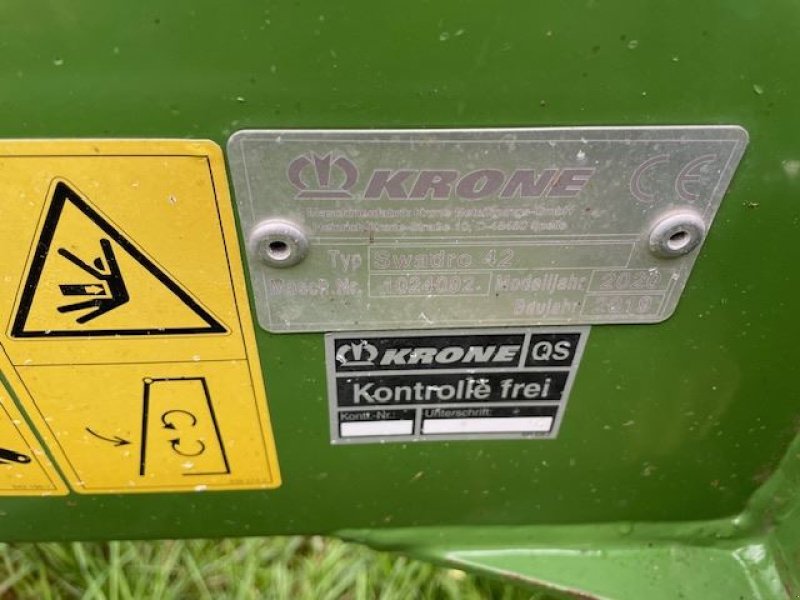 Schwader типа Krone SWADRO42, Gebrauchtmaschine в les hayons (Фотография 4)