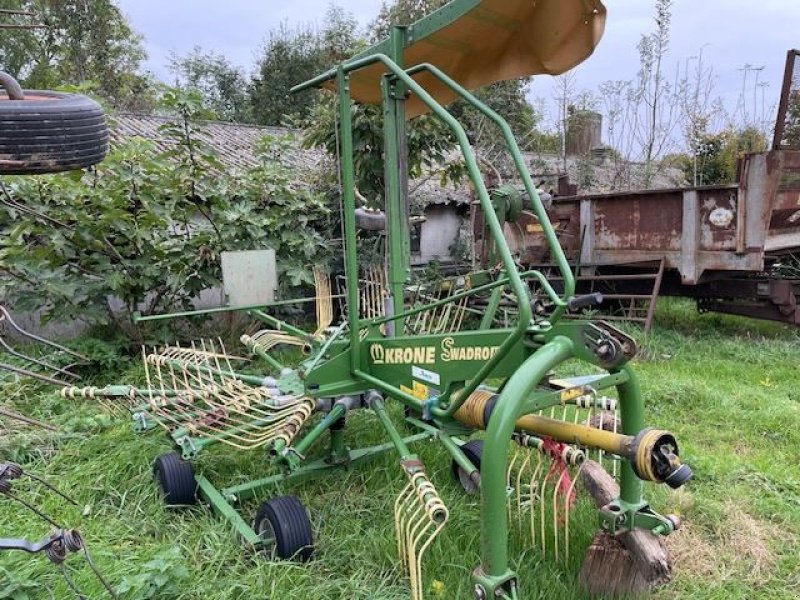 Schwader типа Krone SWADRO42, Gebrauchtmaschine в les hayons (Фотография 2)