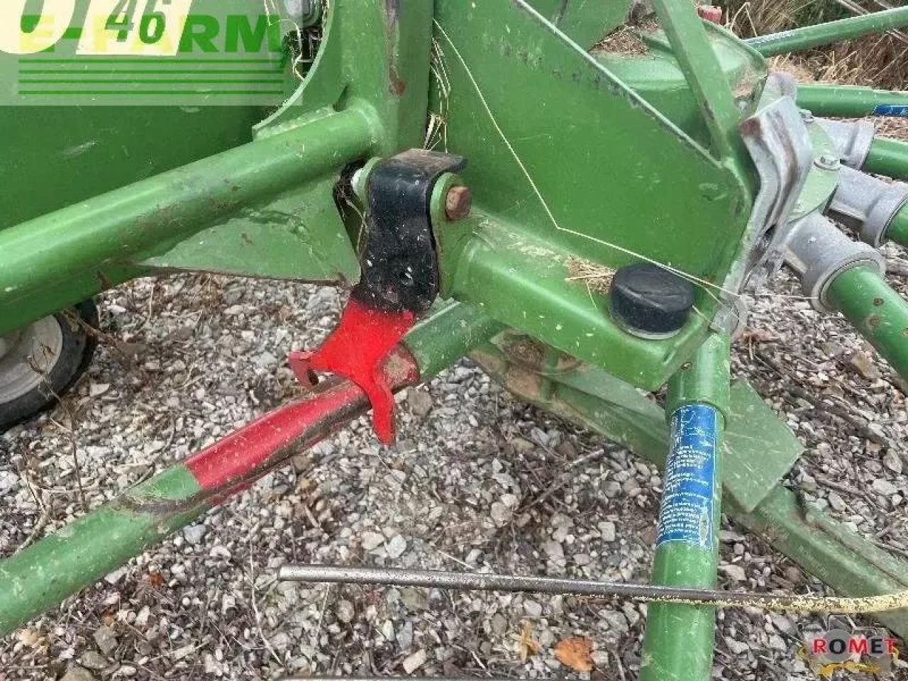 Schwader Türe ait Krone swadro46, Gebrauchtmaschine içinde GENNES-SUR-GLAIZE (resim 4)