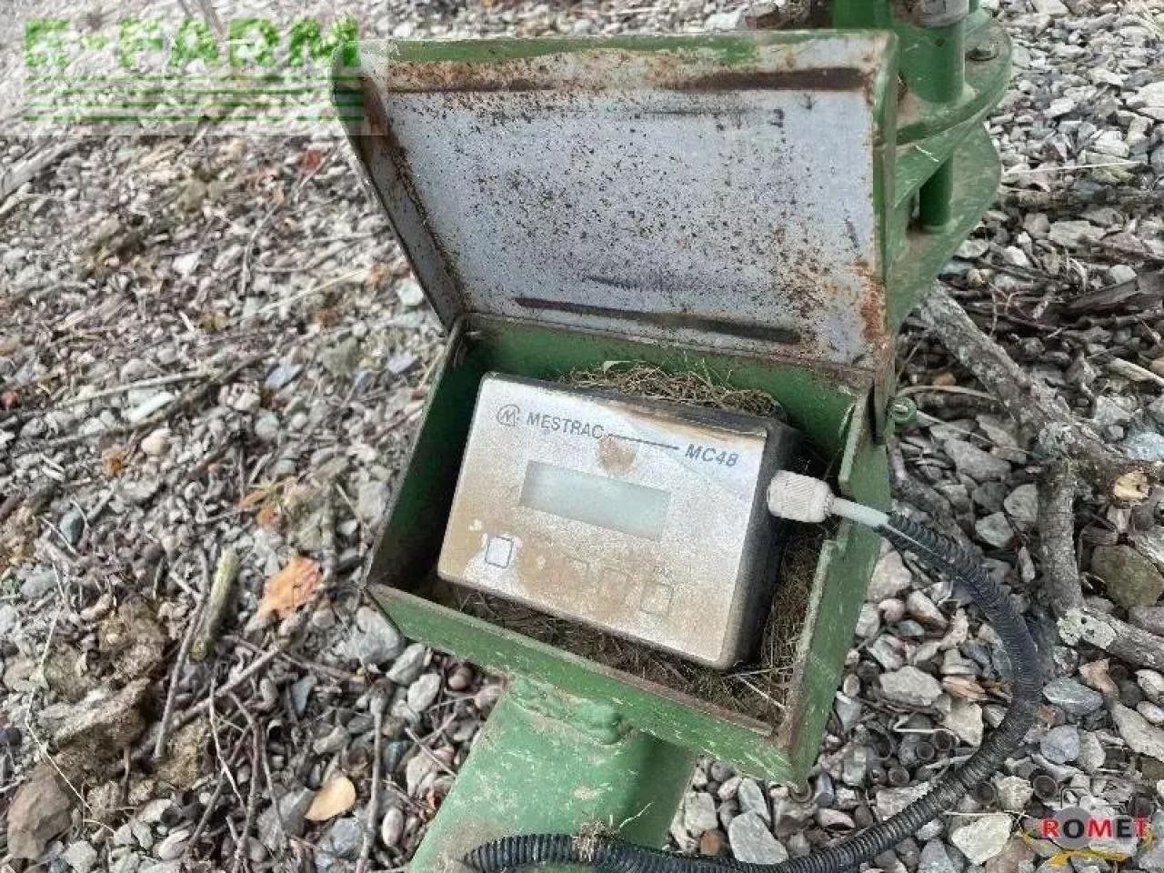 Schwader Türe ait Krone swadro46, Gebrauchtmaschine içinde GENNES-SUR-GLAIZE (resim 5)