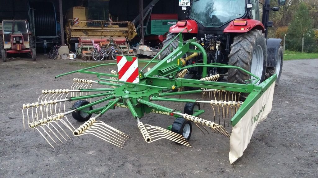 Schwader vrste Krone Swardo 461, Gebrauchtmaschine v PRÉFONTAINES (Slika 7)