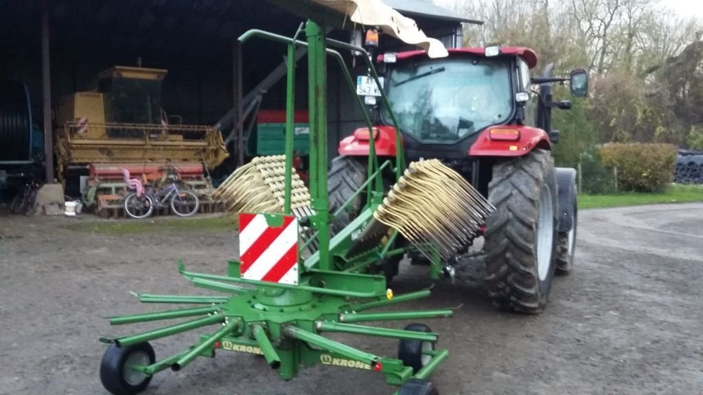 Schwader vrste Krone Swardo 461, Gebrauchtmaschine v PRÉFONTAINES (Slika 10)