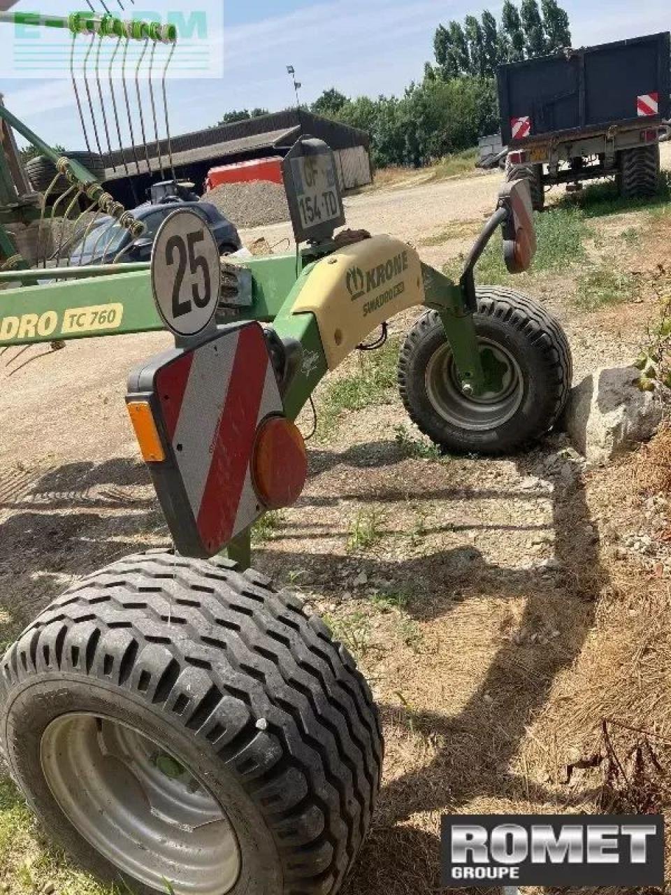 Schwader za tip Krone swtc 760, Gebrauchtmaschine u GENNES-SUR-GLAIZE (Slika 3)