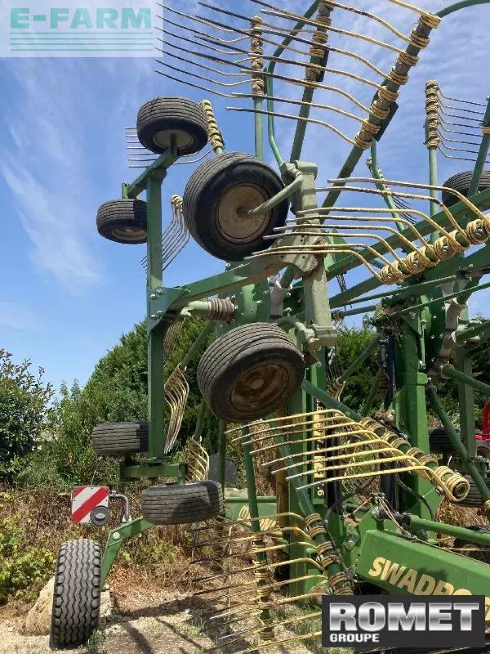 Schwader za tip Krone swtc 760, Gebrauchtmaschine u GENNES-SUR-GLAIZE (Slika 4)