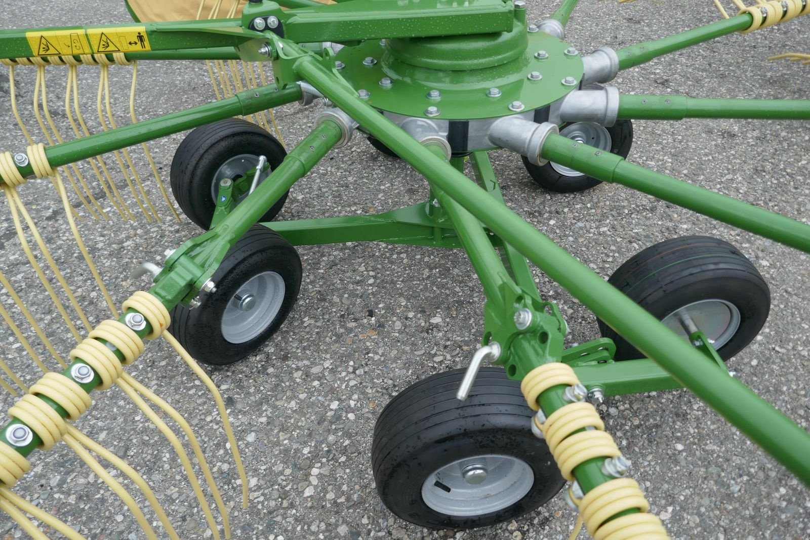 Schwader des Typs Krone TC 640 Alpin, Gebrauchtmaschine in Villach (Bild 5)