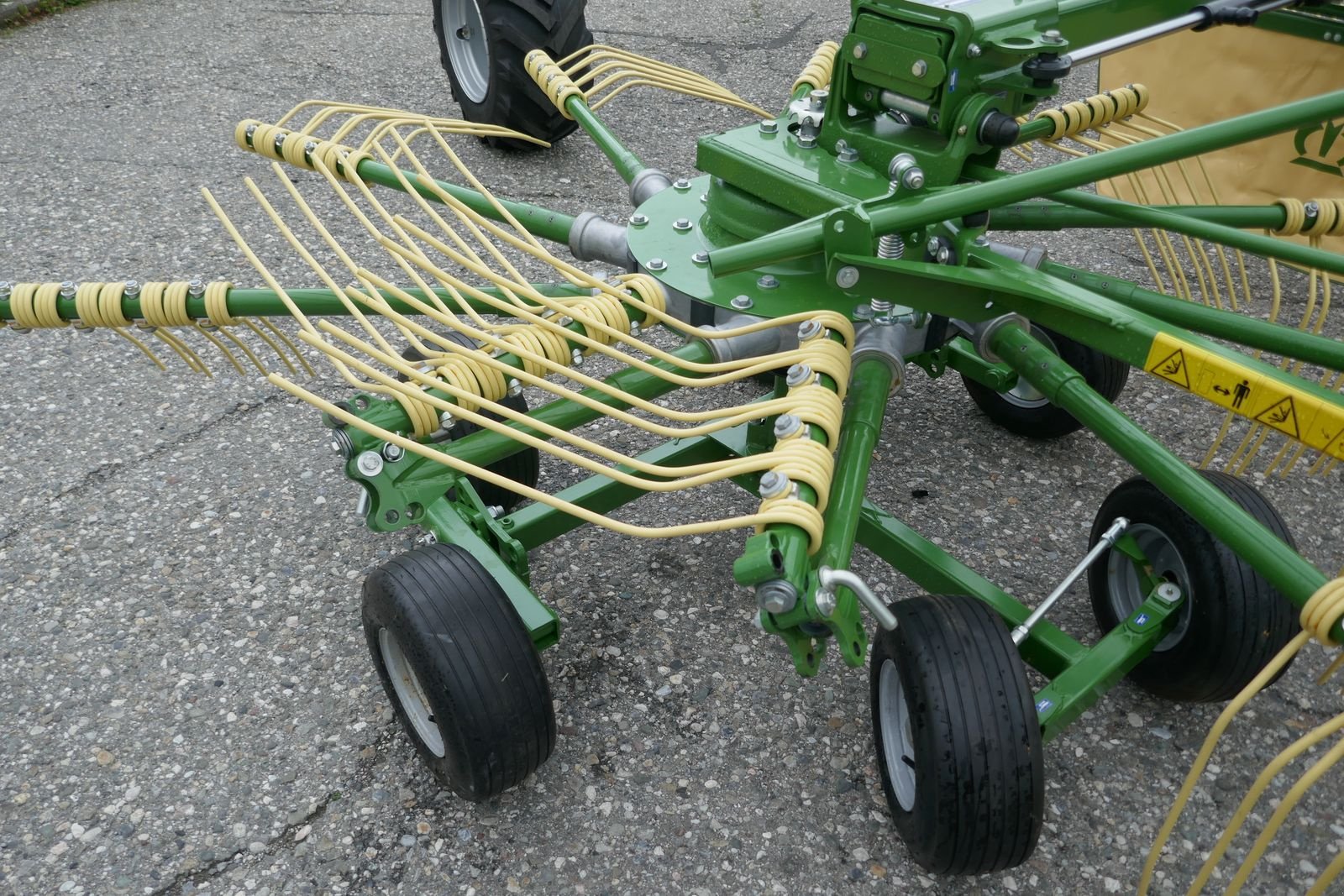 Schwader des Typs Krone TC 640 Alpin, Gebrauchtmaschine in Villach (Bild 12)