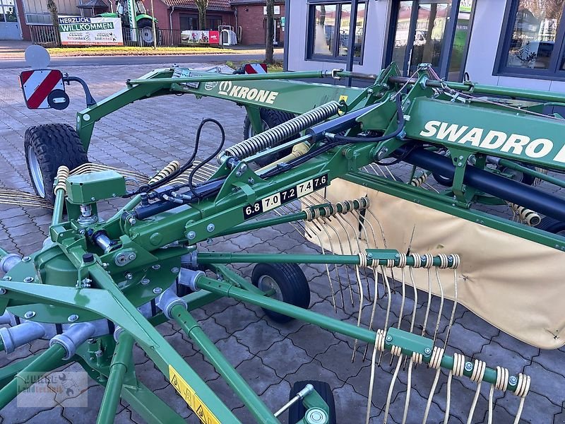 Schwader des Typs Krone TC 760 Plus, Gebrauchtmaschine in Geestland (Bild 7)