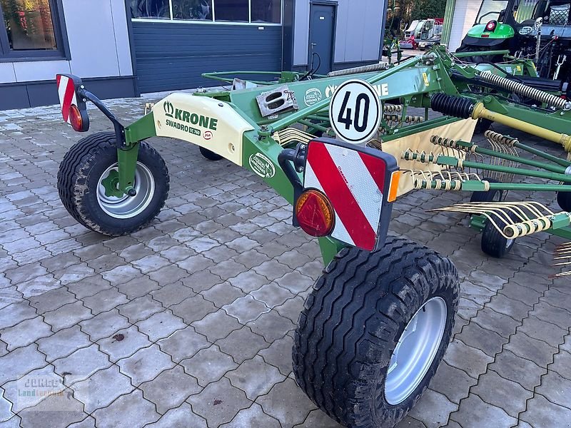 Schwader des Typs Krone TC 760 Plus, Gebrauchtmaschine in Geestland (Bild 3)