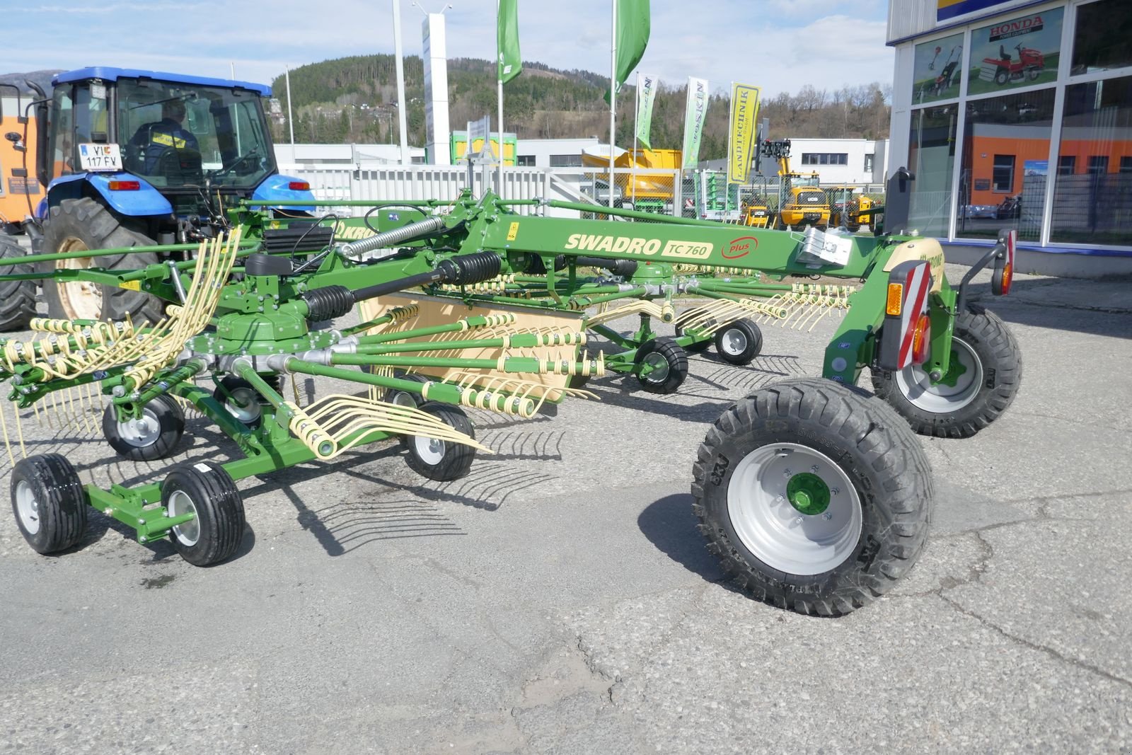 Schwader of the type Krone TC 760 Plus, Gebrauchtmaschine in Villach (Picture 2)