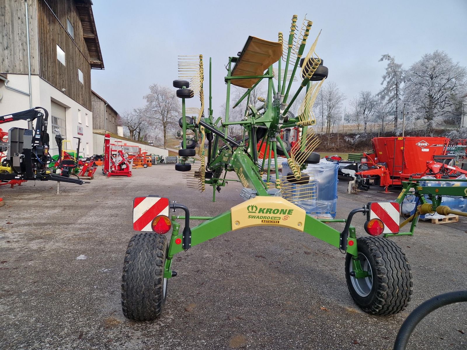 Schwader des Typs Krone TS 680 TWIN, Gebrauchtmaschine in Grünbach (Bild 5)