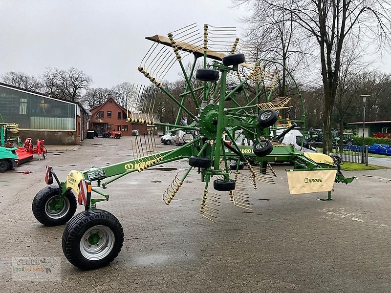 Schwader des Typs Krone TS 740 Twin, Gebrauchtmaschine in Geestland (Bild 4)