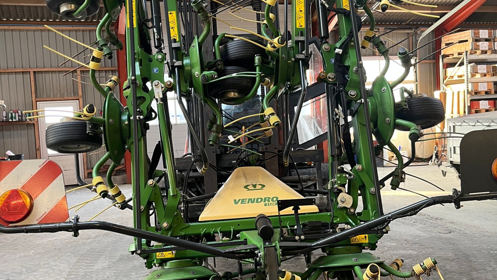 Schwader typu Krone VENDRO 1120 KW 103-25, Gebrauchtmaschine v Løgstør (Obrázek 1)