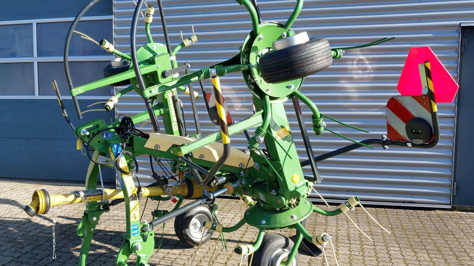 Schwader от тип Krone Vendro 470 Fabriksny, Gebrauchtmaschine в Horsens (Снимка 2)