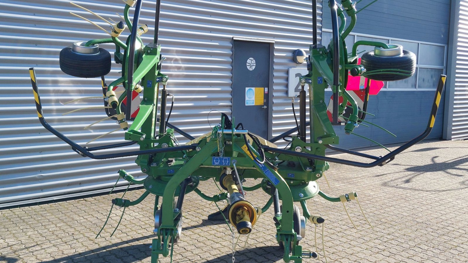 Schwader от тип Krone Vendro 470 Fabriksny, Gebrauchtmaschine в Horsens (Снимка 3)