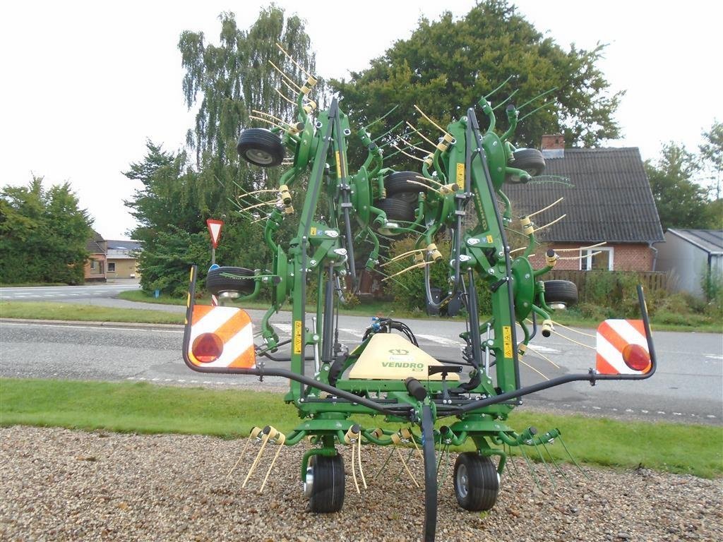 Schwader tipa Krone Vendro 900, Gebrauchtmaschine u Viborg (Slika 1)