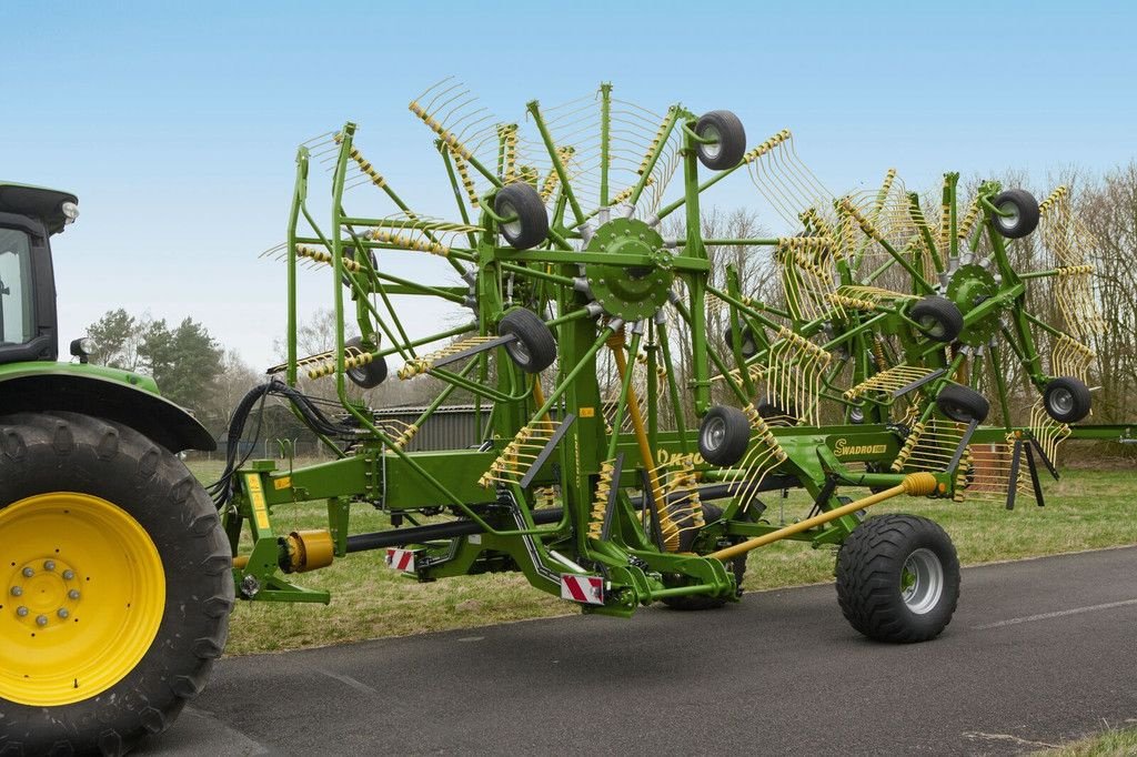 Schwader типа Krone vier harkelementen en Zijaflegharken, Neumaschine в Goudriaan (Фотография 7)