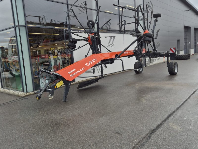 Schwader van het type Kubota RA 2070 EVO, Neumaschine in Ingolstadt