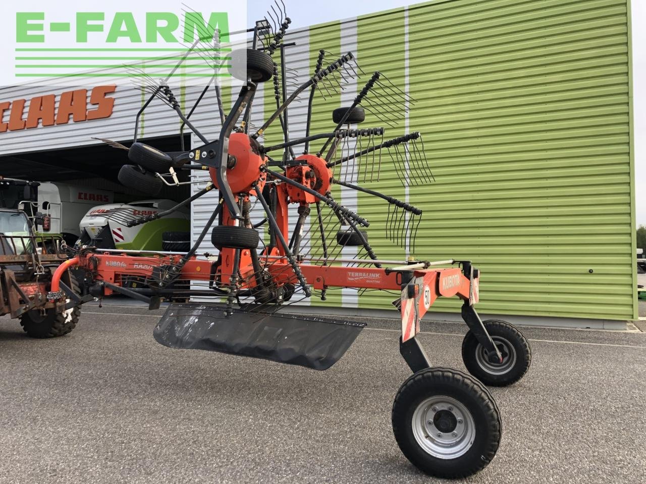 Schwader des Typs Kubota ra 2072, Gebrauchtmaschine in AILLAS (33 - GIRONDE) (Bild 3)