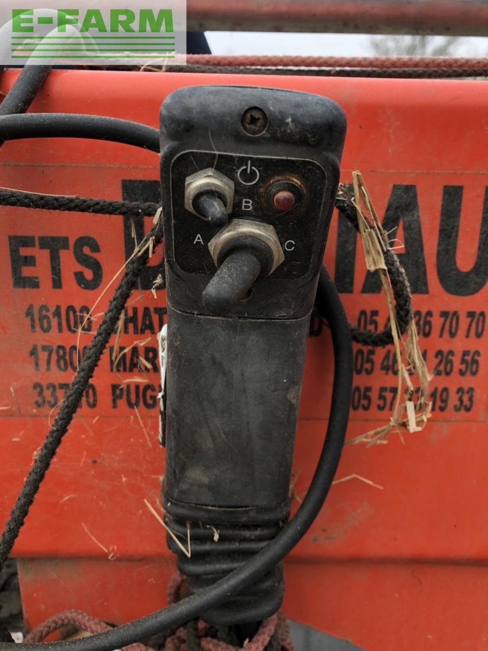 Schwader des Typs Kubota ra 2072, Gebrauchtmaschine in AILLAS (33 - GIRONDE) (Bild 9)