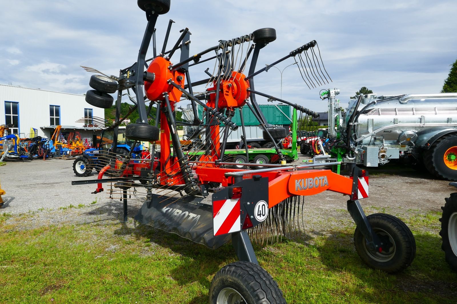 Schwader des Typs Kubota RA 2076, Gebrauchtmaschine in Villach (Bild 4)