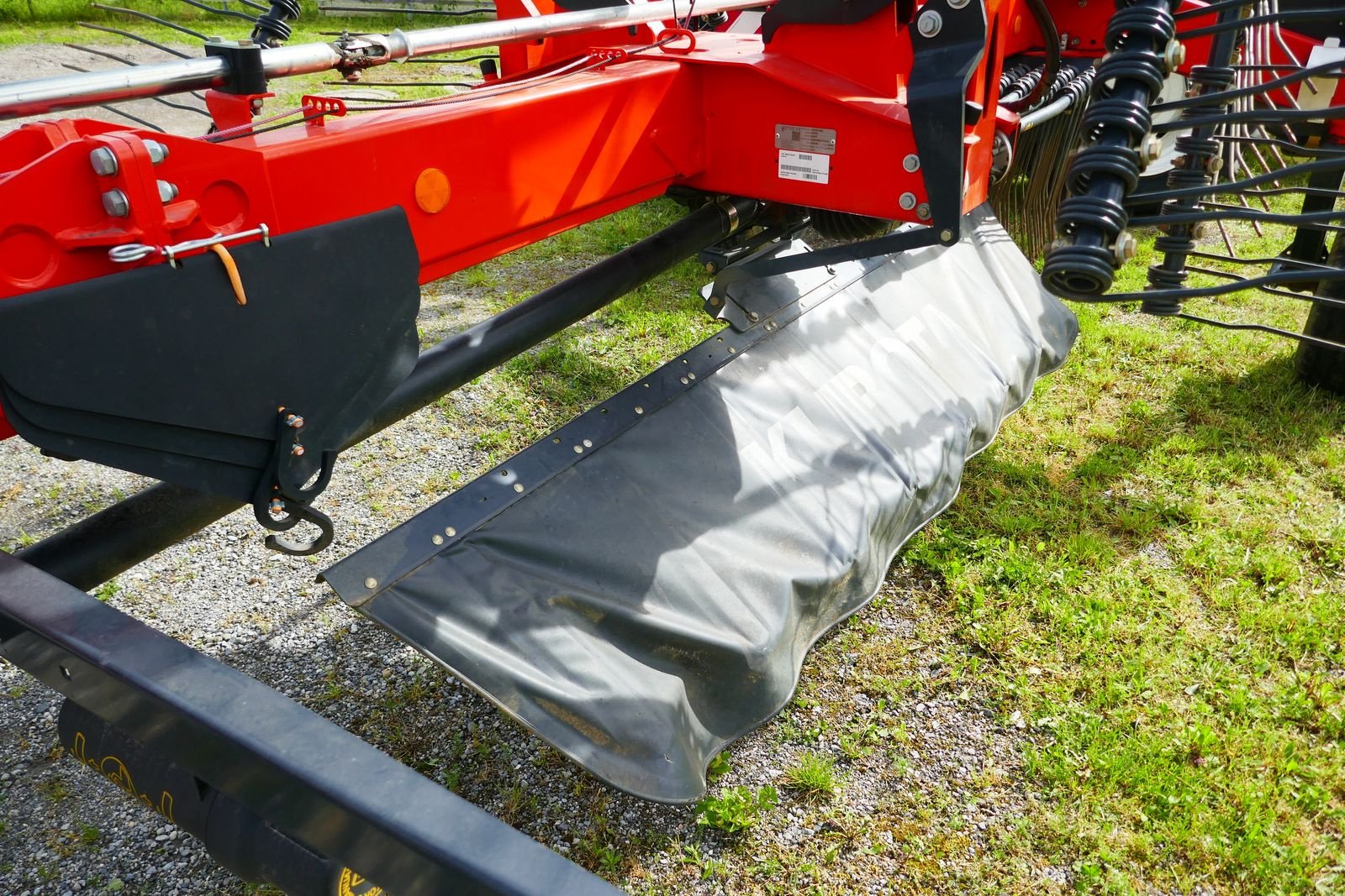 Schwader des Typs Kubota RA 2076, Gebrauchtmaschine in Villach (Bild 7)