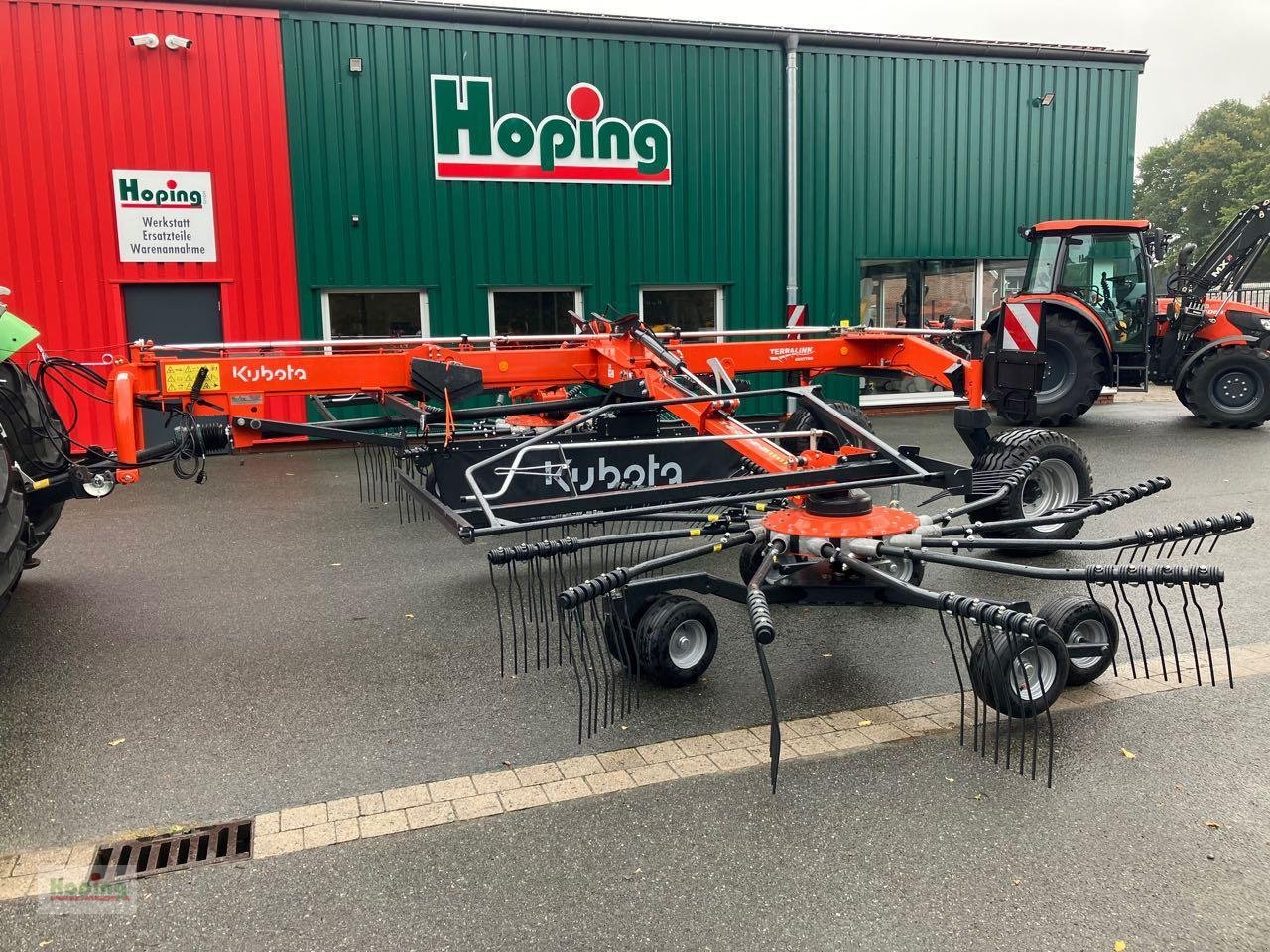 Schwader des Typs Kubota RA 2580, Neumaschine in Bakum (Bild 1)