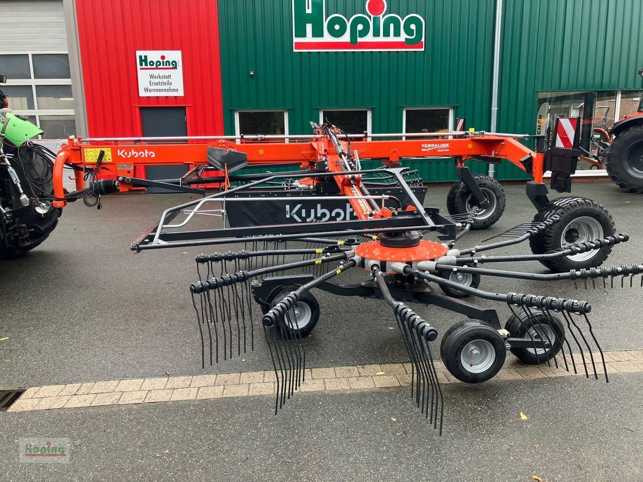 Schwader des Typs Kubota RA 2580, Neumaschine in Bakum (Bild 2)