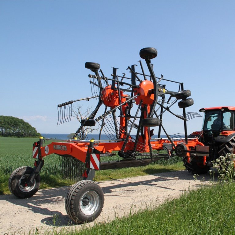 Schwader του τύπου Kubota RA2072, Neumaschine σε Nittenau (Φωτογραφία 1)