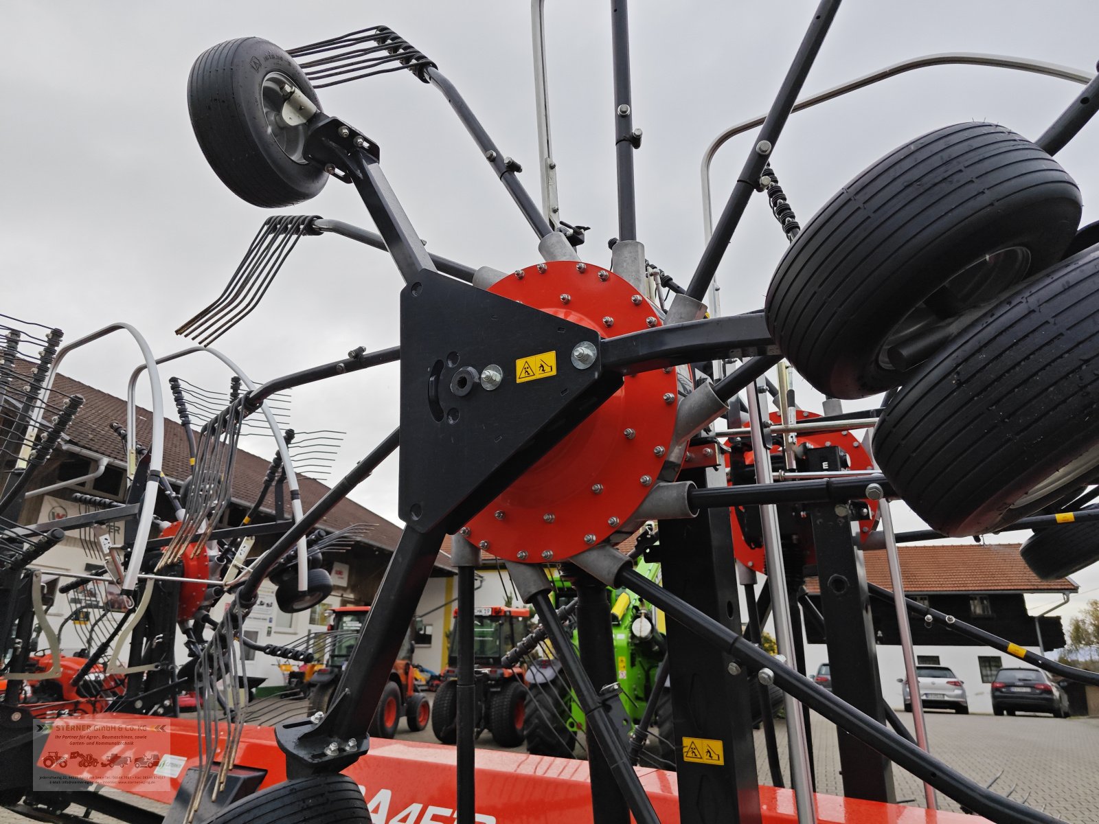 Schwader des Typs Kubota RA4513, Gebrauchtmaschine in Eging am See (Bild 11)